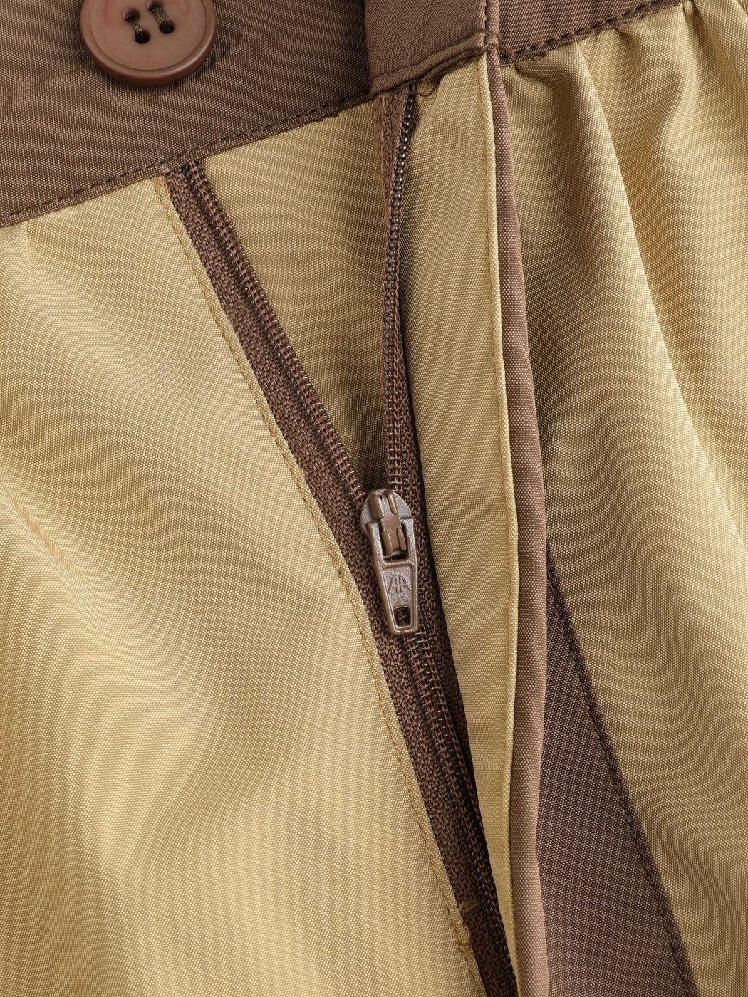 Woven Patchy Jogger Pants