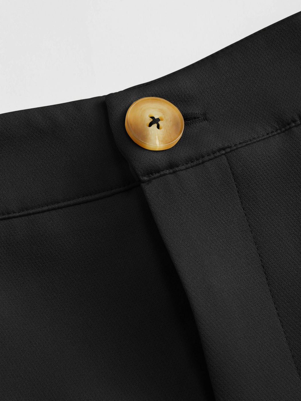 Mid Rise Solid Button Pocket Shorts