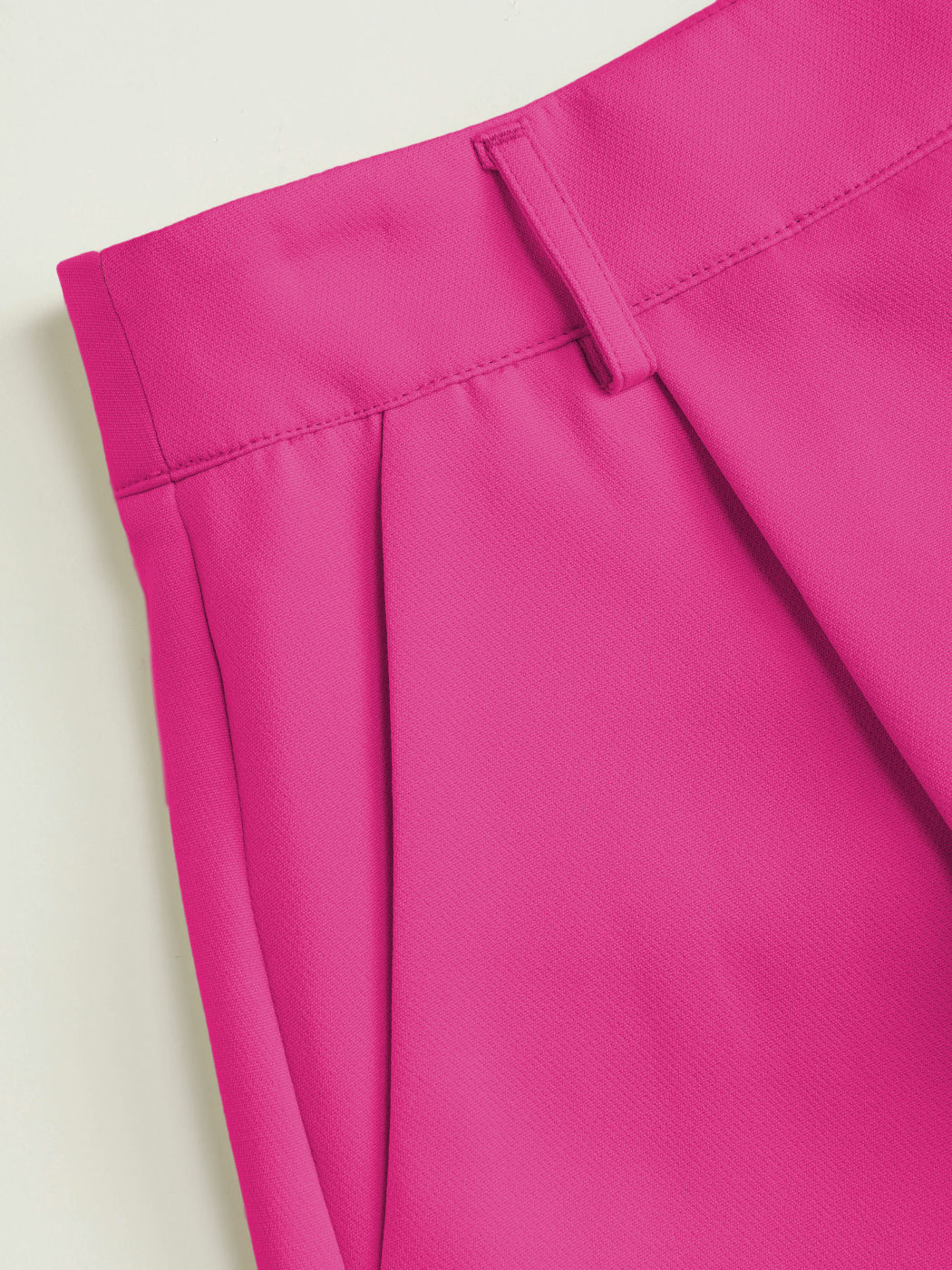 Mid Rise Solid Button Pocket Shorts