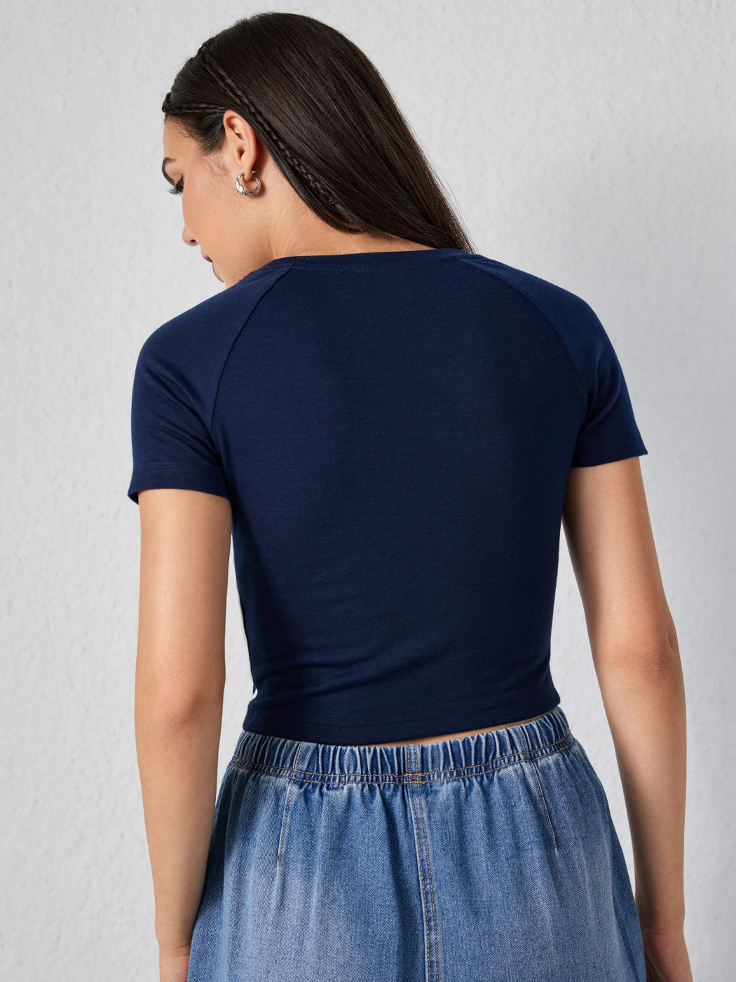 Round Neck Graphic Short Sleeve Crop Tee