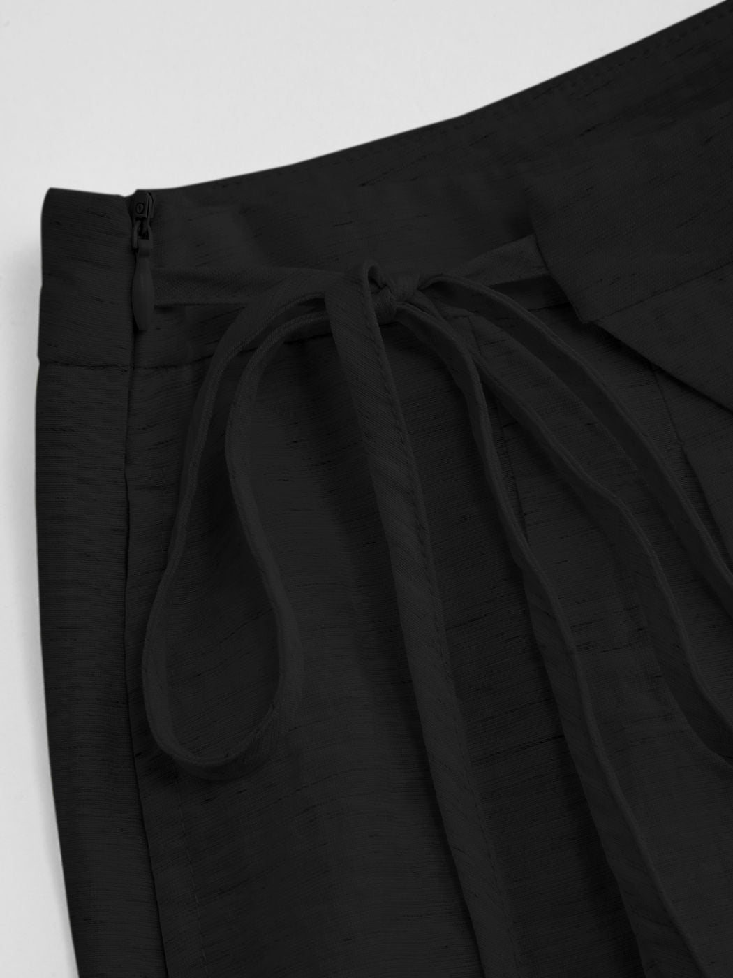 Linen-blend Mid Rise Solid Knotted Pocket Wide Leg Trousers