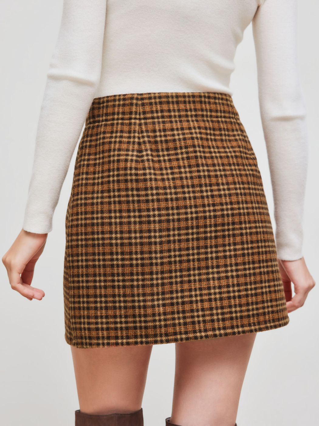 Mid Rise Checks Zipper Mini Skirt
