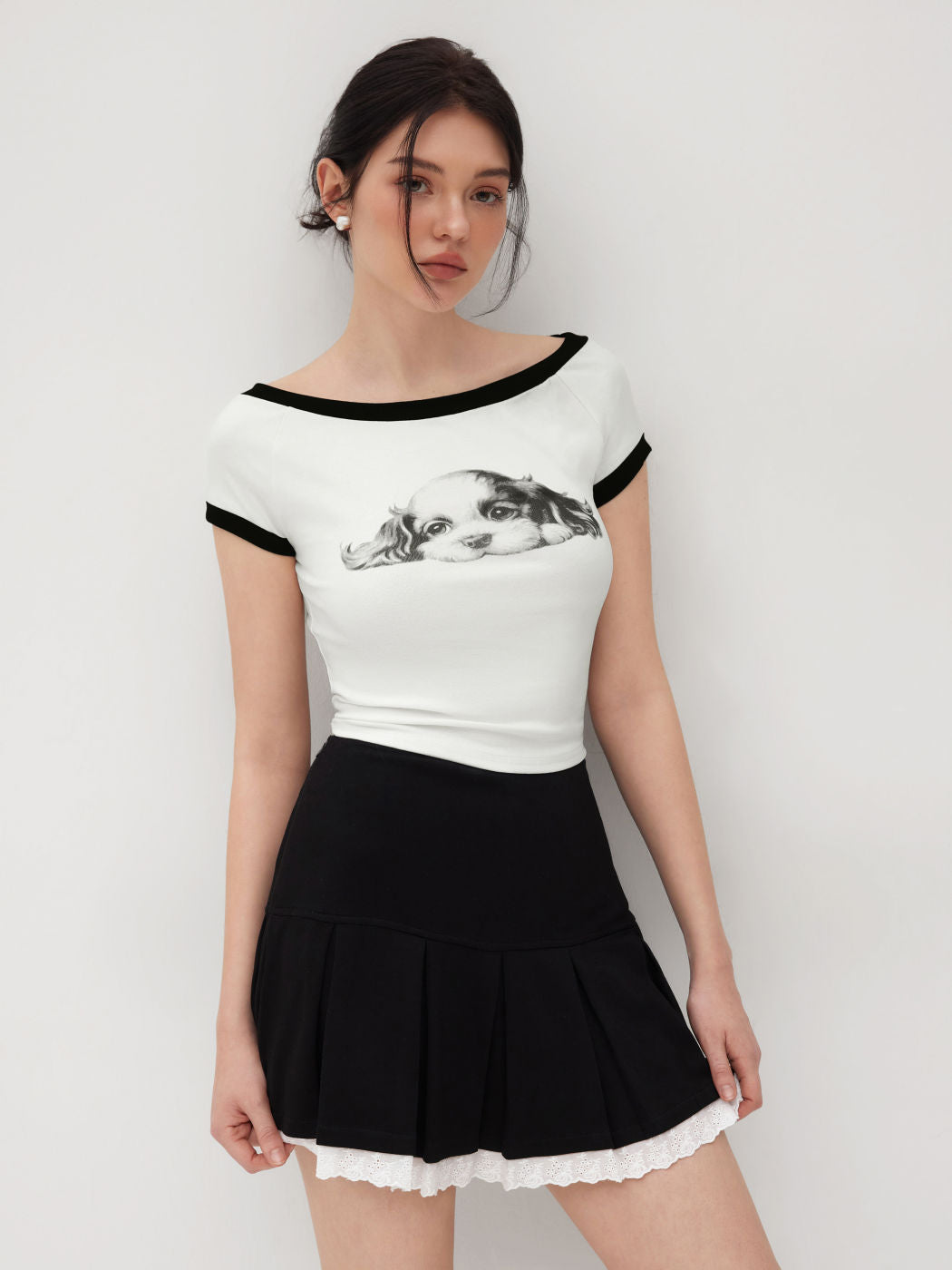 Cotton-blend Dog Graphic Contrasting Binding Crop Tee