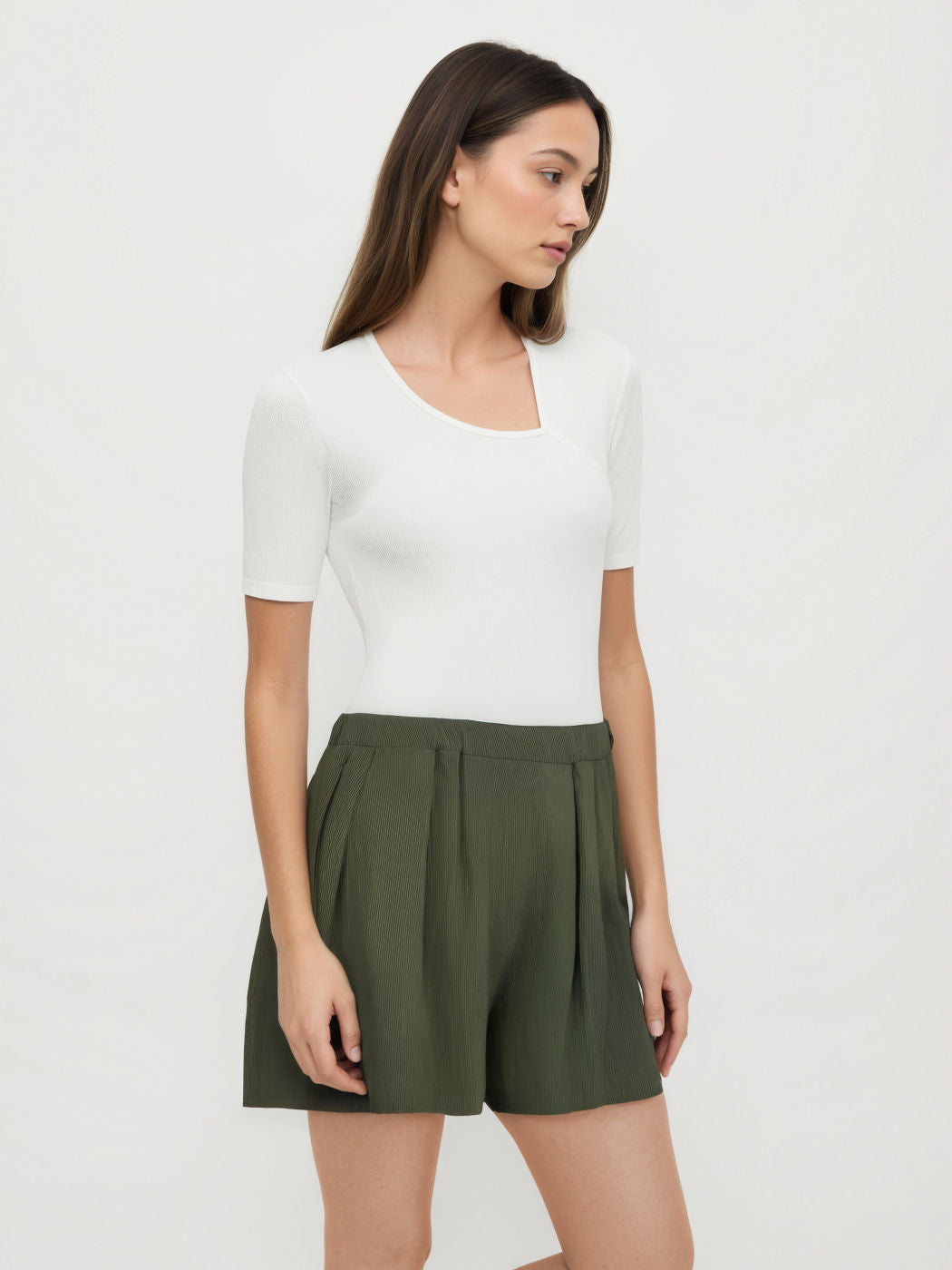 Solid Elastic Waist Wide Leg Shorts
