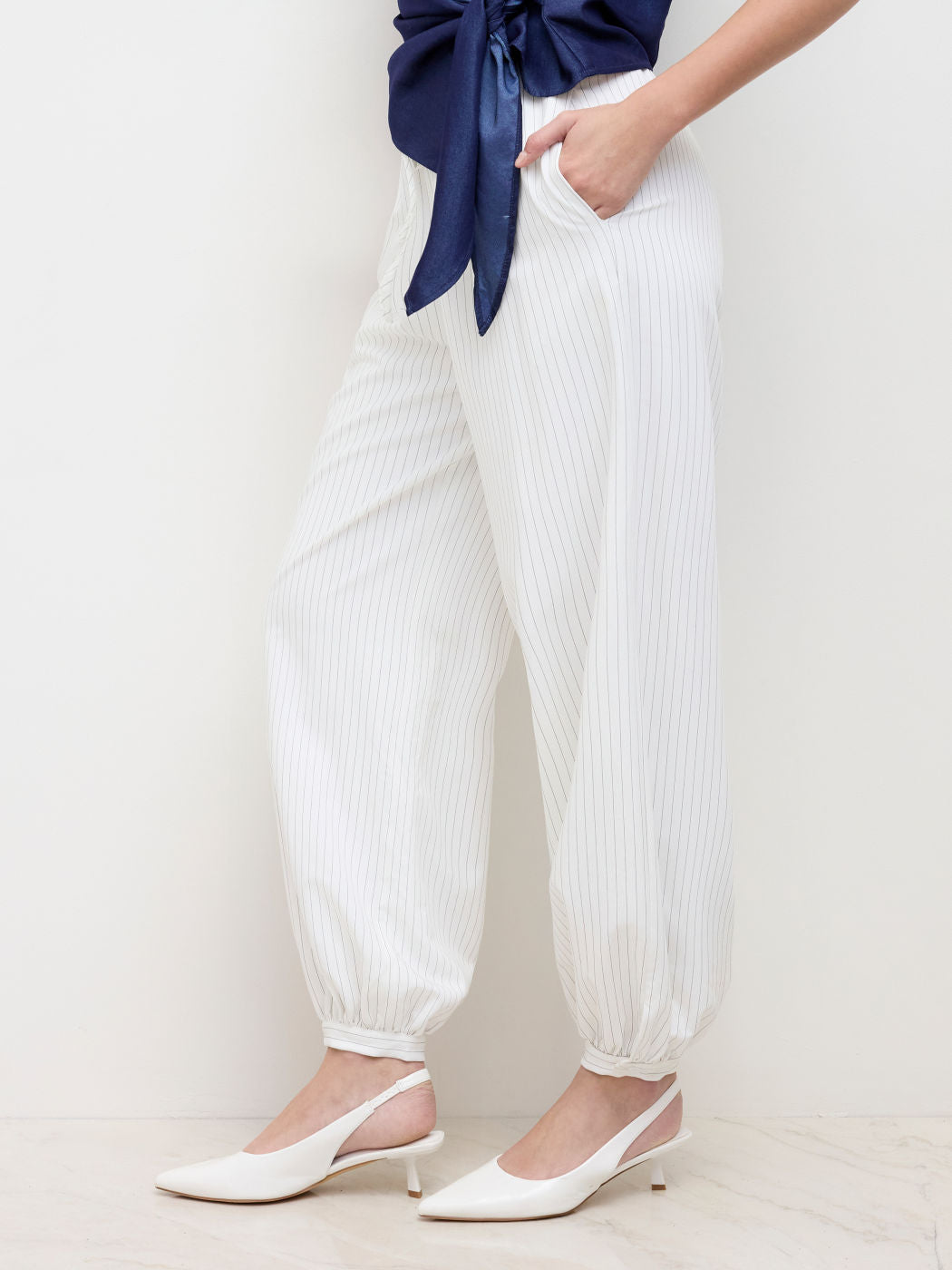 Mid Rise Stripe Elastic Waist Knotted Jogger Sweatpants
