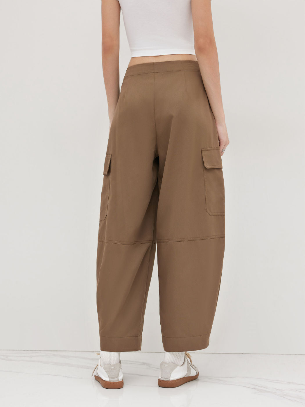 Mid Rise Pleated Pocket Cargo Pants