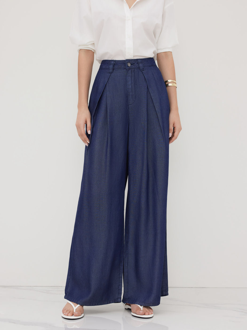 Cider Denim Mid Rise Pleated Wide Leg Jeans