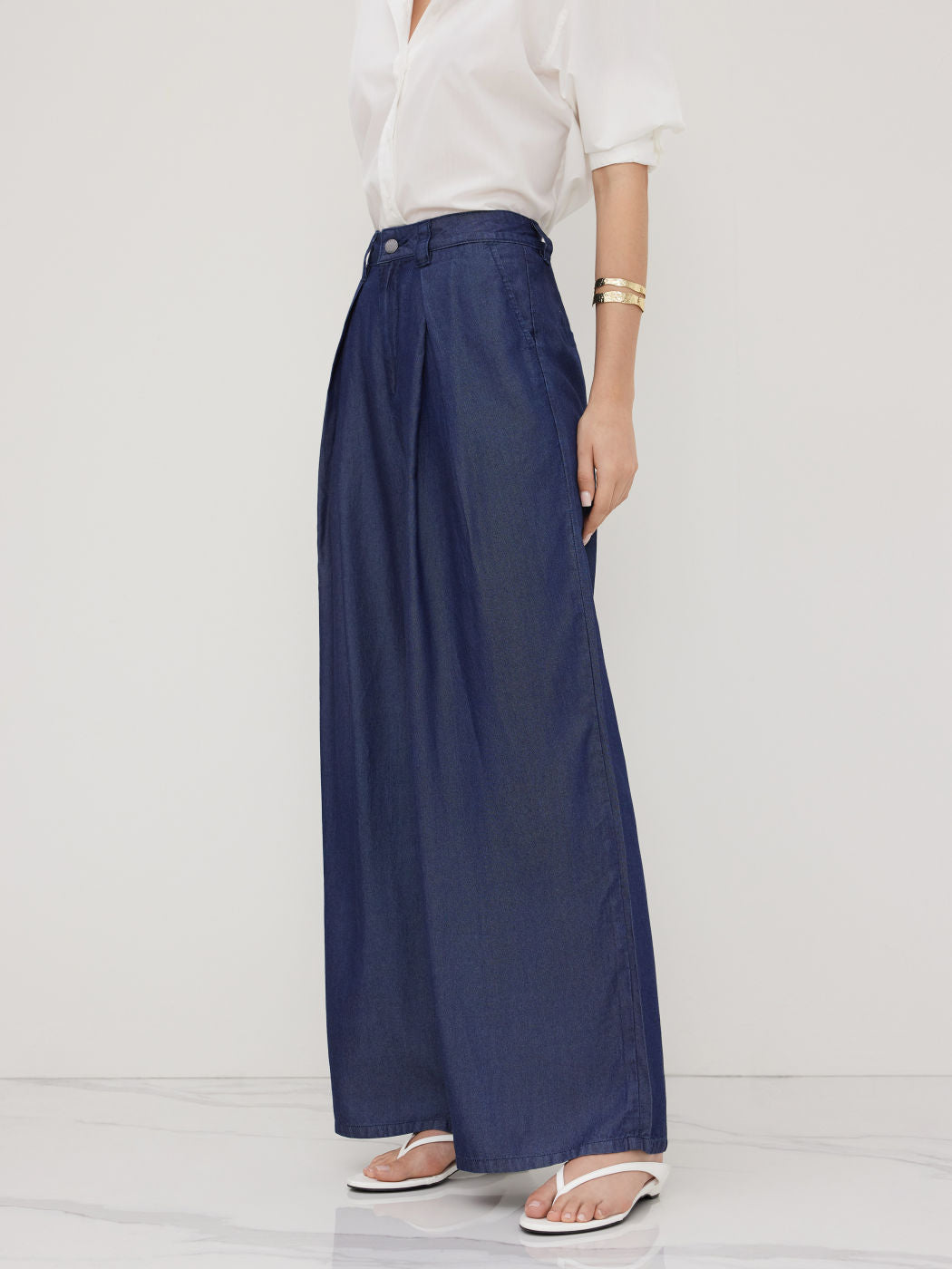 Cider Denim Mid Rise Pleated Wide Leg Jeans