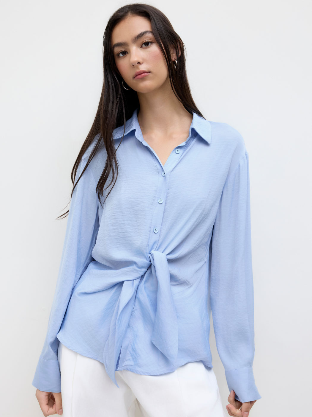 Collar Button Twist Knotted Shirt