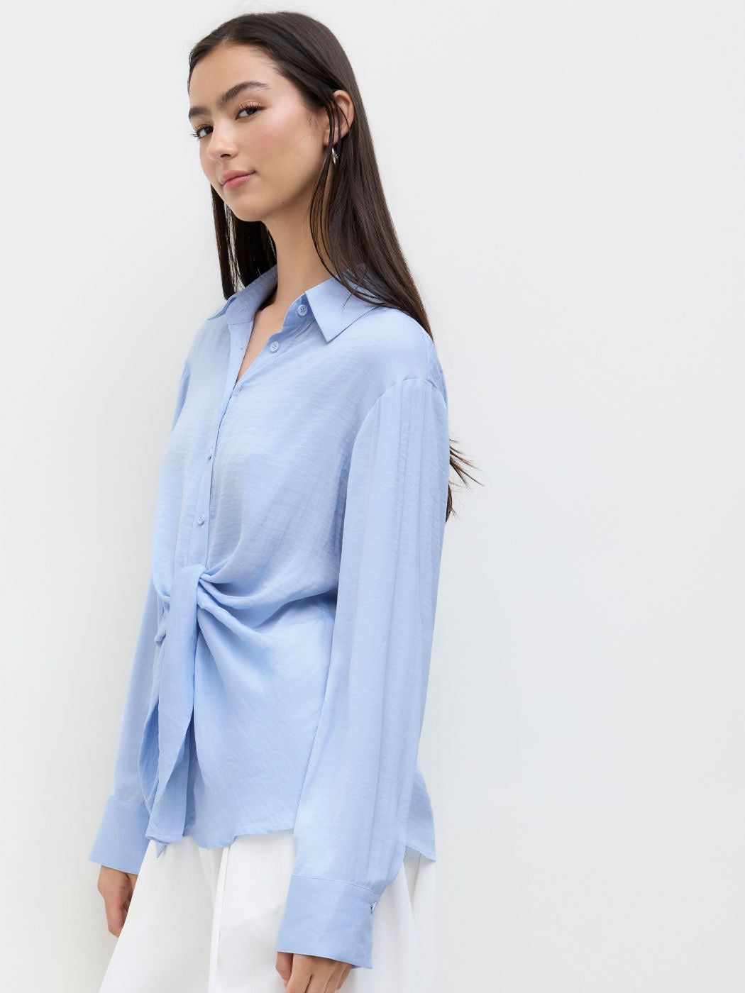 Collar Button Twist Knotted Shirt